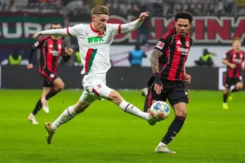 فرانكفورت وهوفنهايم يتقدمان في جدول البوندسليجا بانتصارين ثمينين